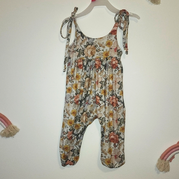 Other - 5 for $25/ Girl fall floral romper
